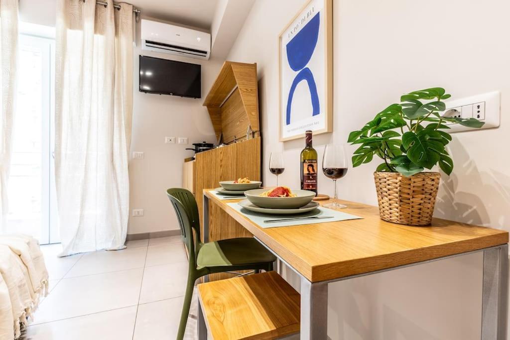 Dafne Speciale, Elegante Con Balcone Apartamento *